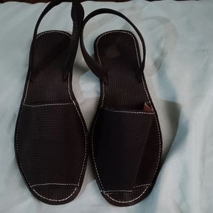 NWOT black sandals